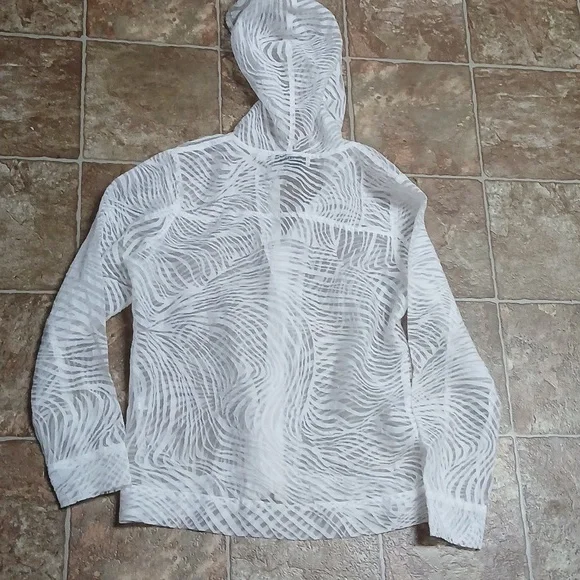EUC Bamboo Traders Hooded Sheer White Coverup Size Small - Picture 4 of 5